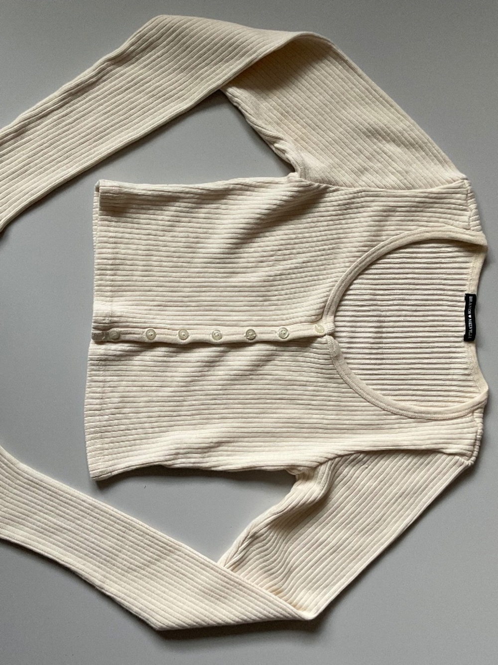 Brandy Melville Small Cream Cotton Button Down Long sleeve Excellent Condition